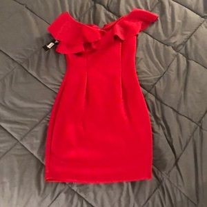 GUESS RED DRESS